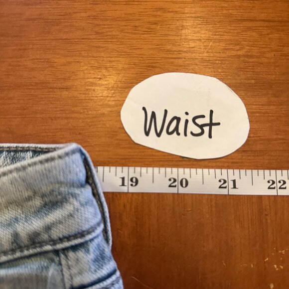 Old Navy High-Rise O.G. Straight Ankle Distressed Light Wash Jeans Size 16 - Picture 3 of 9